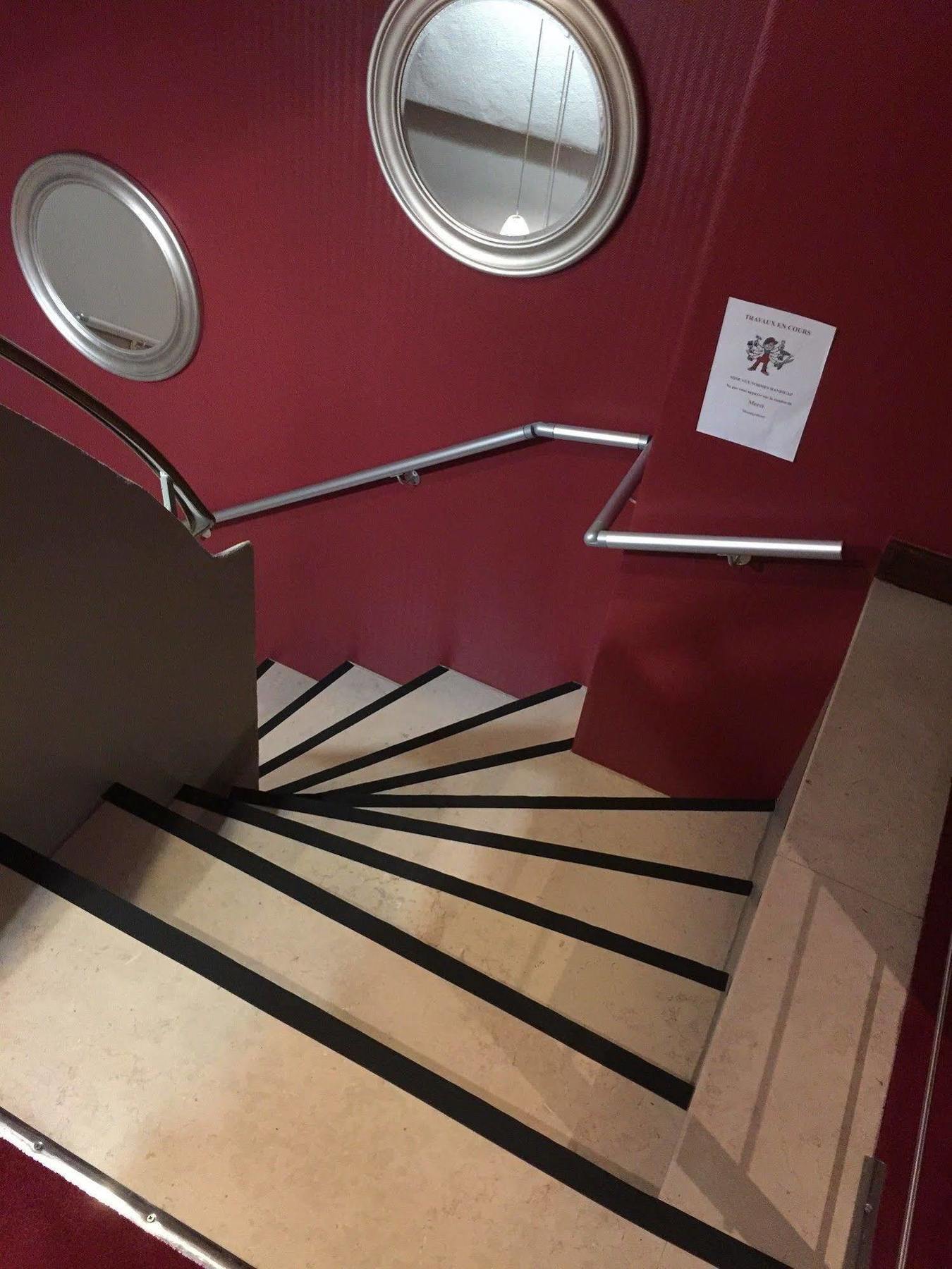 Logis Hotel Du Midi - Saint Etienne Sud ภายนอก รูปภาพ