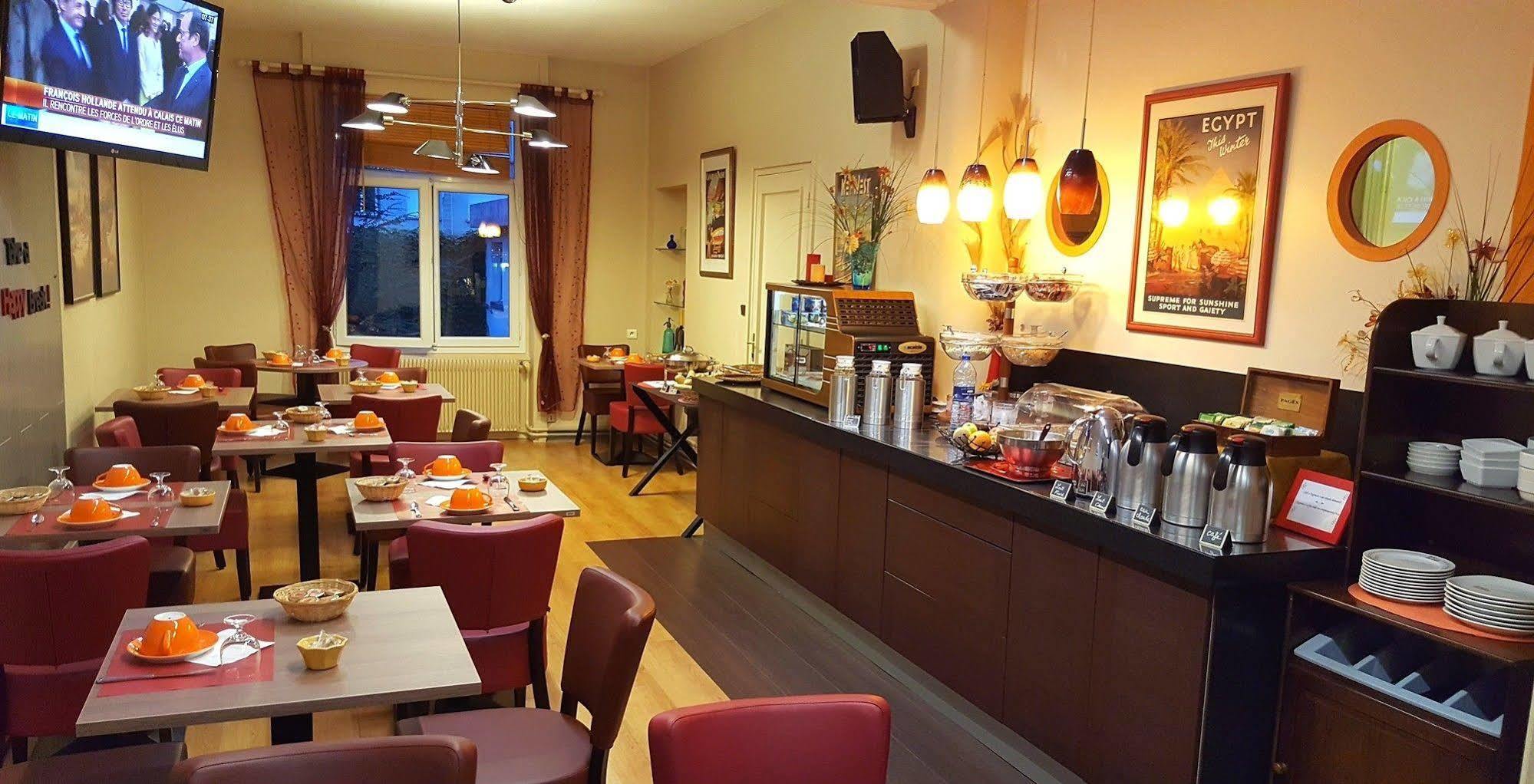 Logis Hotel Du Midi - Saint Etienne Sud ภายนอก รูปภาพ